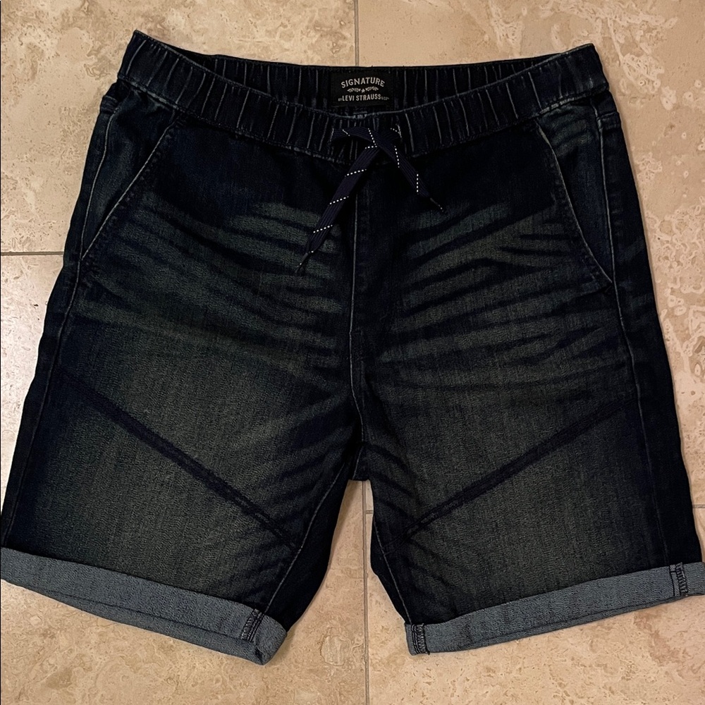 Signature by Levi Strauss Men's Dark Denim Shorts